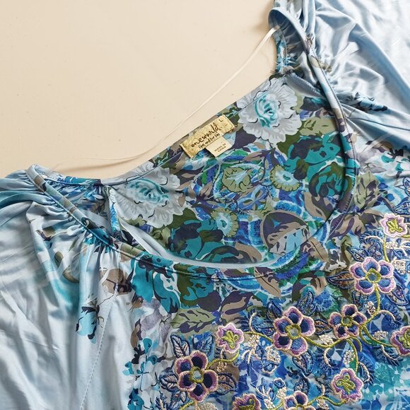 One World Watercolour Embroidered Floral Tunic Top - Picture 3 of 16